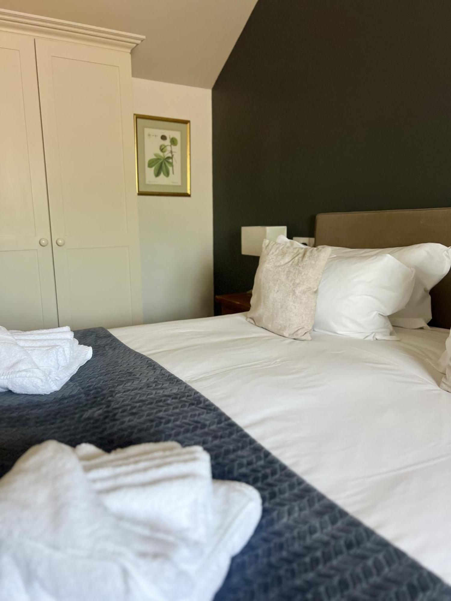 The Parson Woodforde Hotel Weston Longville Eksteriør billede