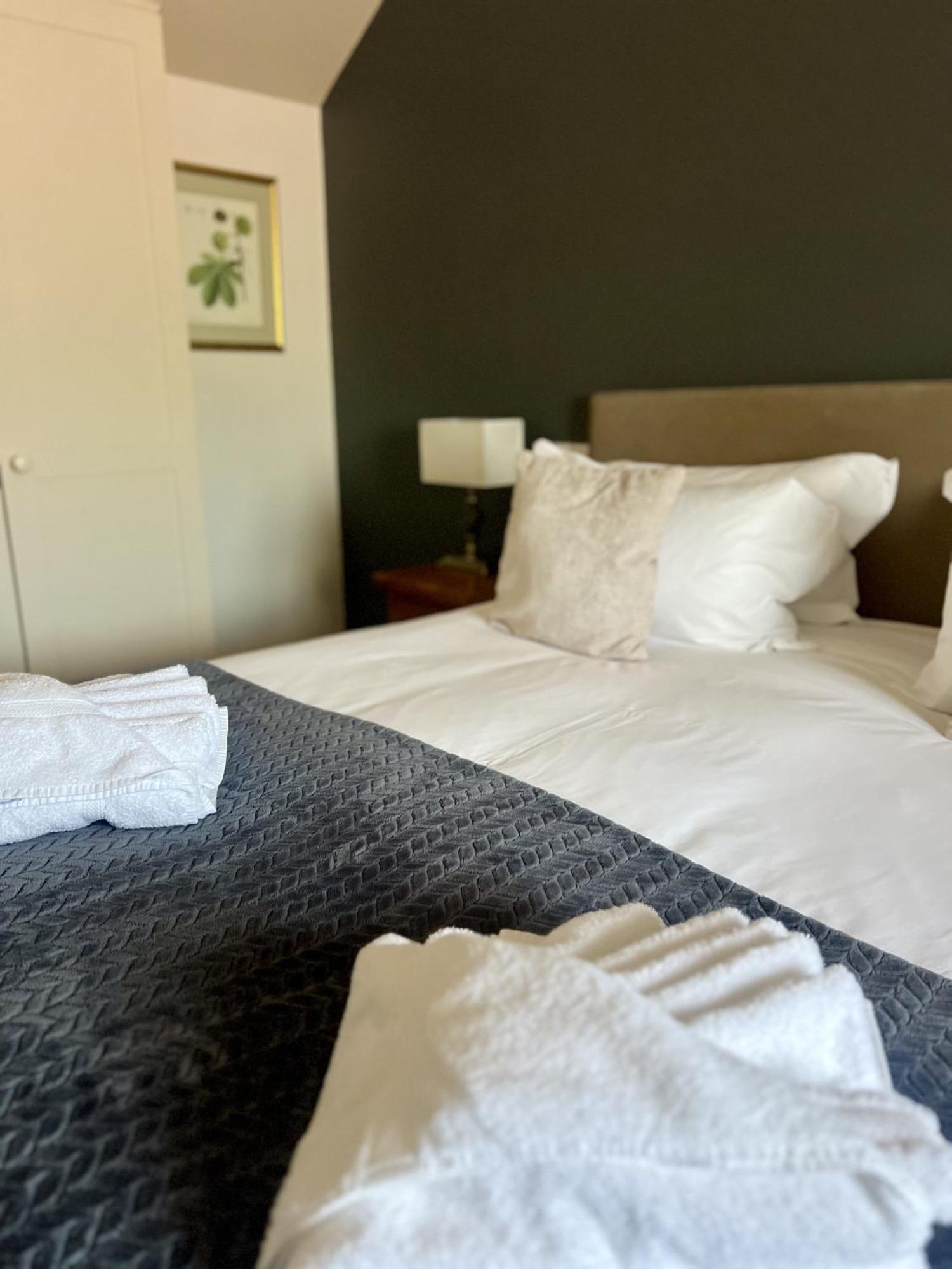 The Parson Woodforde Hotel Weston Longville Værelse billede