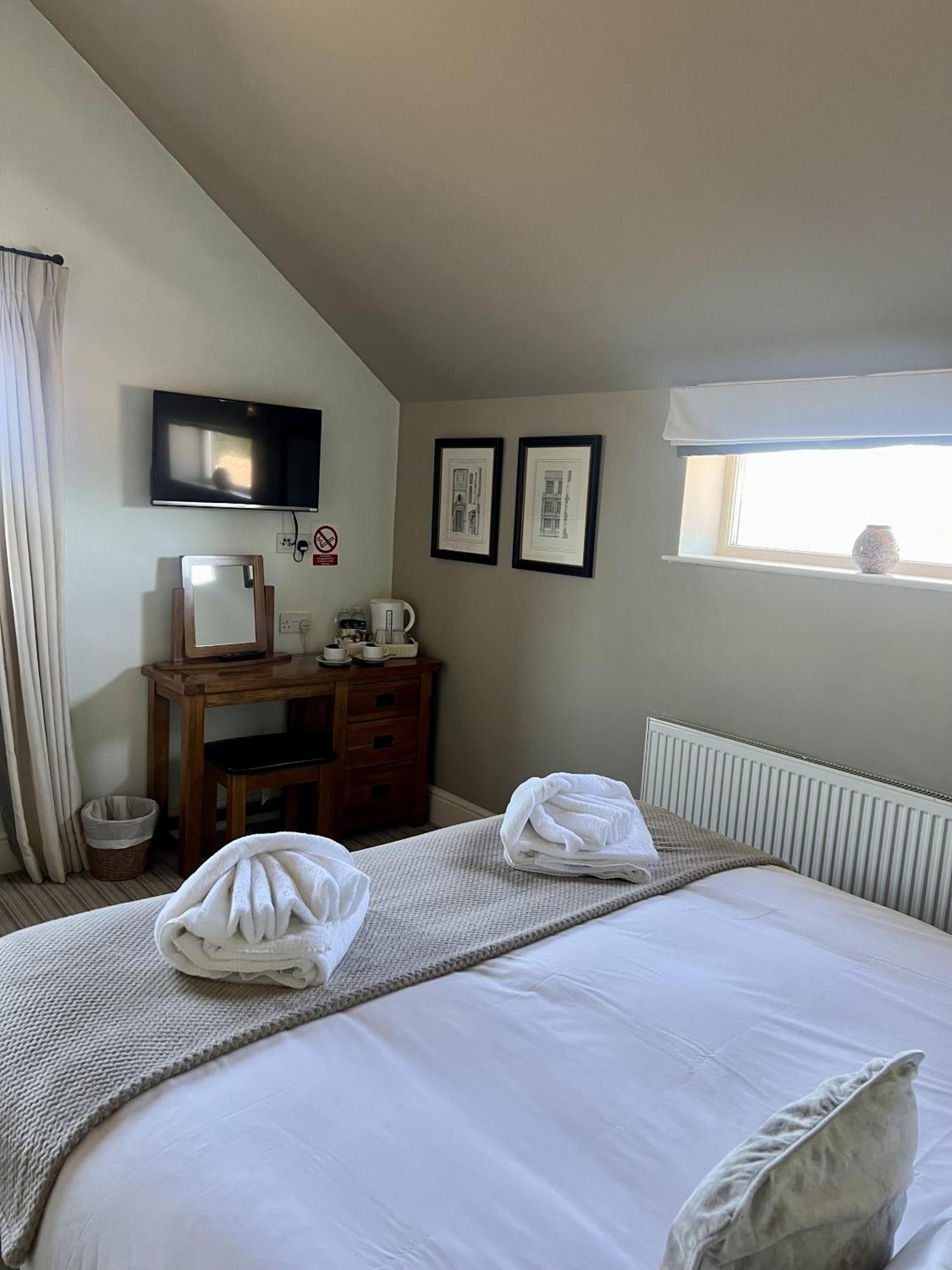 The Parson Woodforde Hotel Weston Longville Eksteriør billede